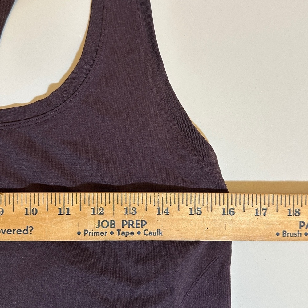 Fabletics Feather Tech+ Racerback Tank size M - Picture 3 of 5